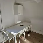 Bit01-04 Monteur In Appartement